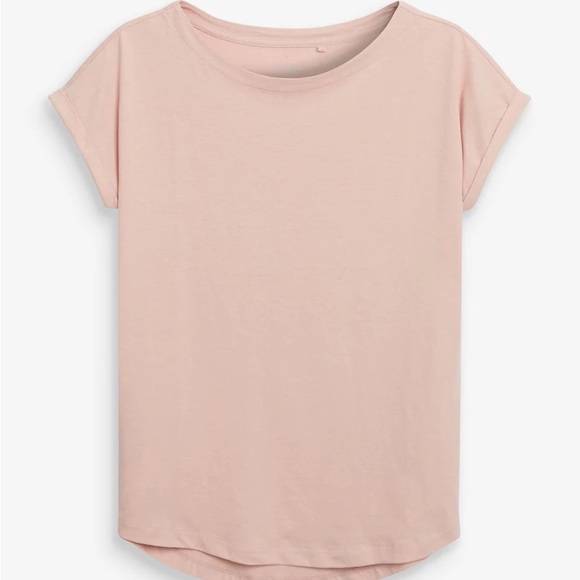 🩷Cynthia Rowley Pink crew neck, cap sleeved T-Shirt🩷 - Picture 1 of 1